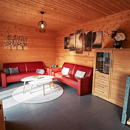 Ferienhaus Nina 度假居 *